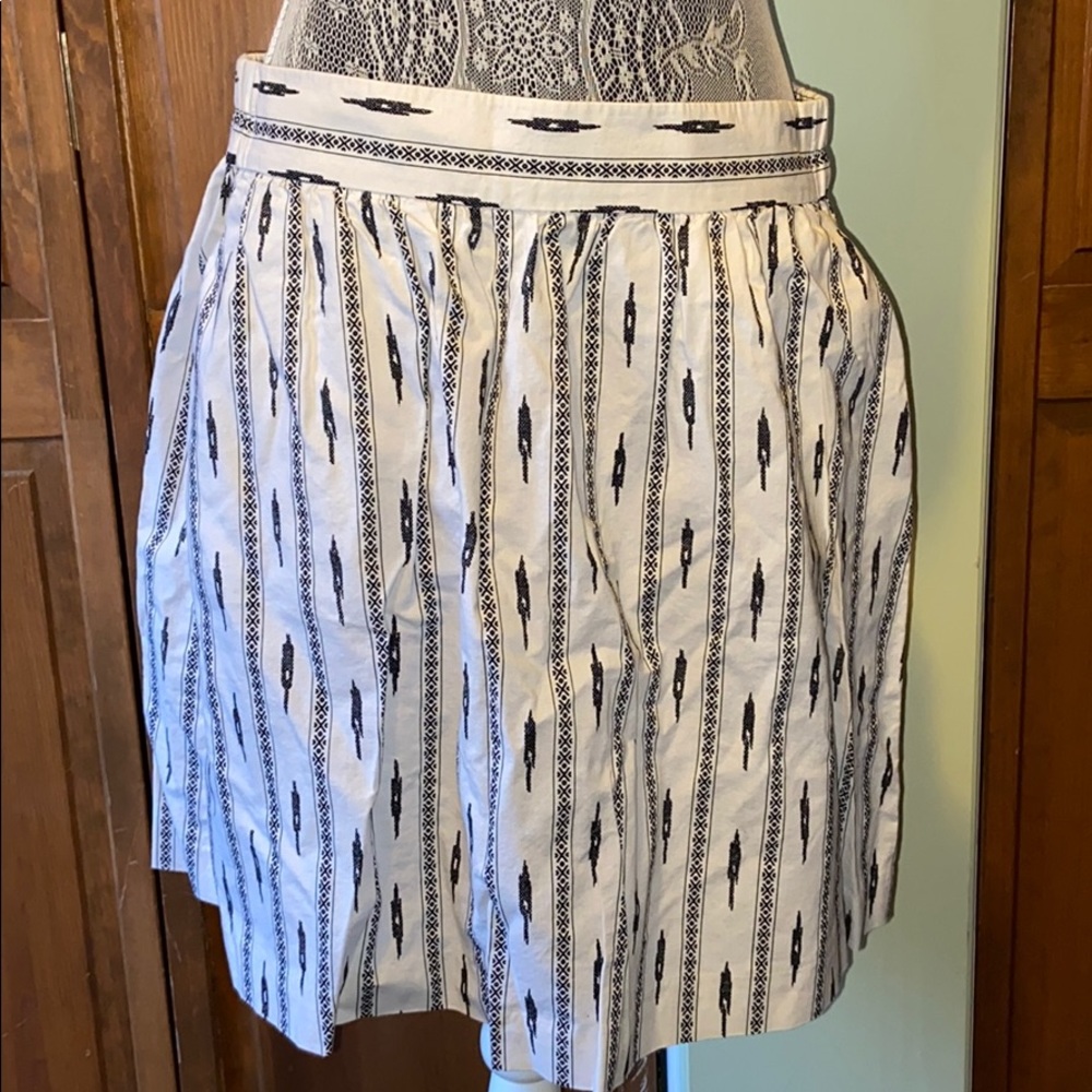 Loft skirt